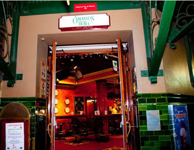 O'Malleys Hotel - Accommodation Sunshine Coast 2