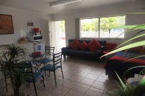 Top Spot Motel - Accommodation Sunshine Coast 2