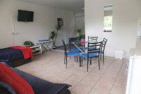 Top Spot Motel - Accommodation Sunshine Coast 3