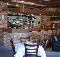 Deer Park Motor Inn - Accommodation Sunshine Coast