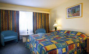 Sandors On The Park - Accommodation Sunshine Coast 2