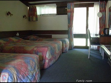 Blackheath Motor Inn - Accommodation Sunshine Coast 1