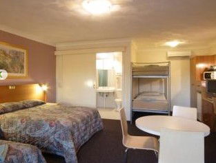 Narellan Motor Inn - Accommodation Sunshine Coast 2