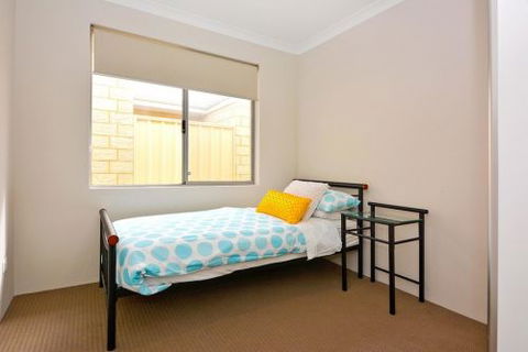 Chesapeake Retreat - Accommodation Sunshine Coast 5