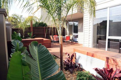 Beachside Properties Hampton - Accommodation Sunshine Coast 0