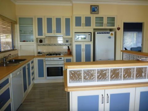 Hedgehog House - Accommodation Sunshine Coast 2