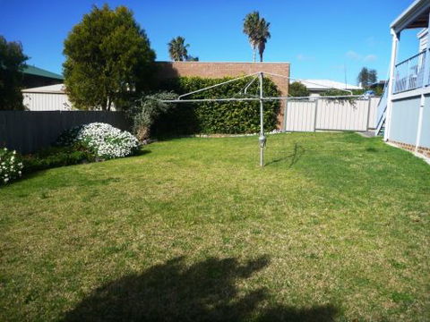 Hedgehog House - Accommodation Sunshine Coast 4