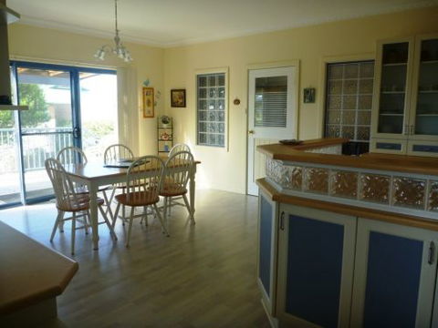 Hedgehog House - Accommodation Sunshine Coast 5