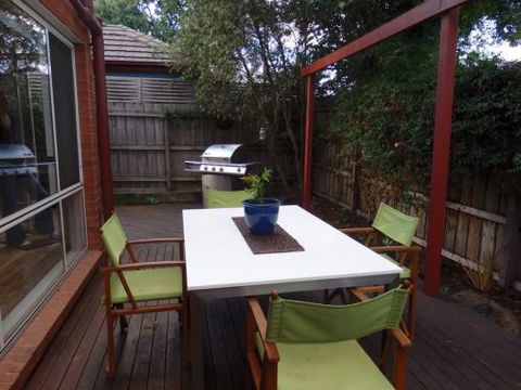 CENTREPOINT UNITS - HEIDELBERG - Accommodation Sunshine Coast 0