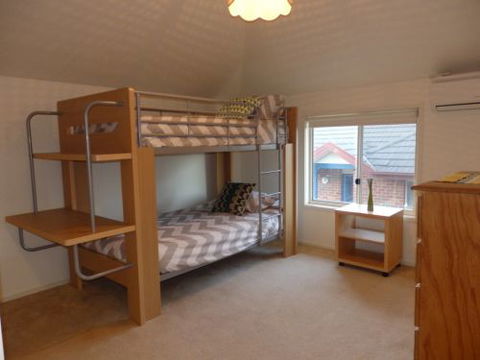 CENTREPOINT UNITS - HEIDELBERG - Accommodation Sunshine Coast 3