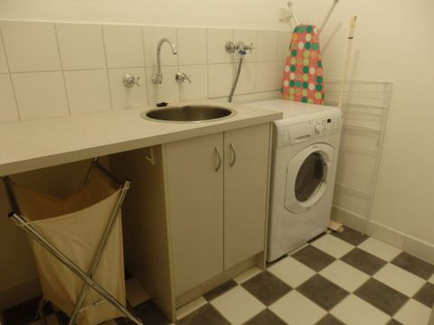 CENTREPOINT UNITS - HEIDELBERG - Accommodation Sunshine Coast 9