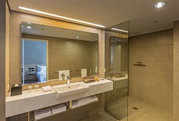 PARKROYAL Darling Harbour, Sydney - Accommodation Sunshine Coast 9