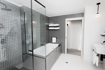 Ovolo Woolloomooloo - Accommodation Sunshine Coast 71