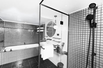 Ovolo Woolloomooloo - Accommodation Sunshine Coast 81
