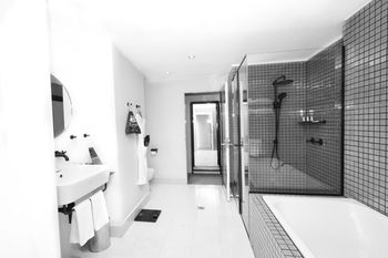 Ovolo Woolloomooloo - Accommodation Sunshine Coast 82