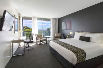 Best Western Plus Apollo International Hotel - Accommodation Sunshine Coast 4