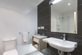 Best Western Plus Apollo International Hotel - Accommodation Sunshine Coast 7
