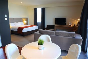 Alpha Hotel Eastern Creek - Accommodation Sunshine Coast 16