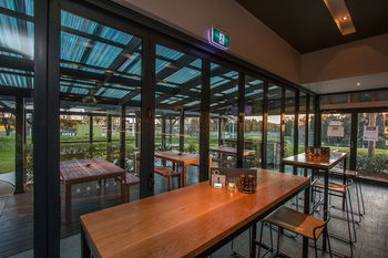 Alpha Hotel Eastern Creek - Accommodation Sunshine Coast 28