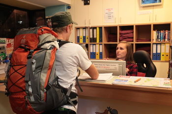 Jolly Swagman Backpackers - Accommodation Sunshine Coast 3