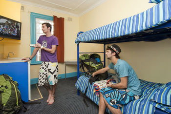 Jolly Swagman Backpackers - Accommodation Sunshine Coast 19