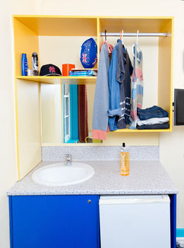 Jolly Swagman Backpackers - Accommodation Sunshine Coast 22
