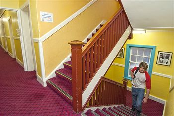 Jolly Swagman Backpackers - Accommodation Sunshine Coast 0