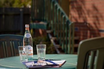 Apartments @ Mt Waverley - Accommodation Sunshine Coast 1