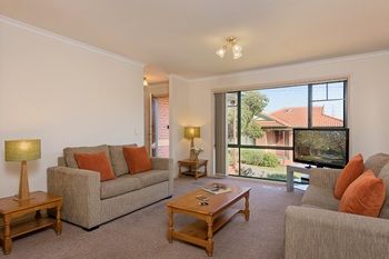 Apartments @ Mt Waverley - Accommodation Sunshine Coast 2