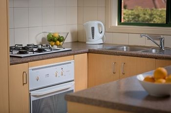 Apartments @ Mt Waverley - Accommodation Sunshine Coast 14