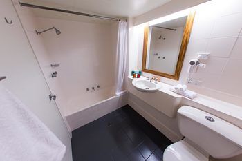 Abey Hotel - Accommodation Sunshine Coast 4