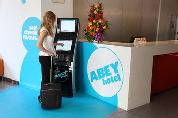 Abey Hotel - Accommodation Sunshine Coast 9
