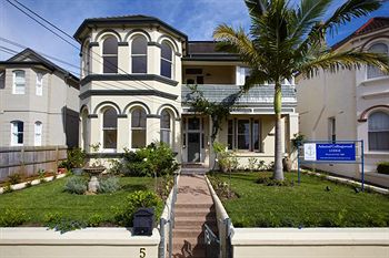 Admiral Collingwood Lodge - Accommodation Sunshine Coast 3