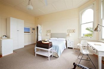 Admiral Collingwood Lodge - Accommodation Sunshine Coast 6