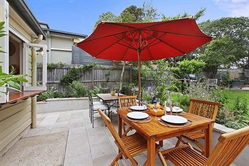 Admiral Collingwood Lodge - Accommodation Sunshine Coast 13