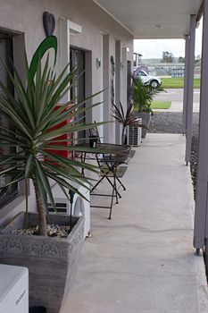 Riverside Motel - Accommodation Sunshine Coast 0