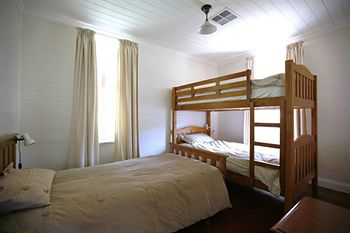 Singletons Retreat - Accommodation Sunshine Coast 5