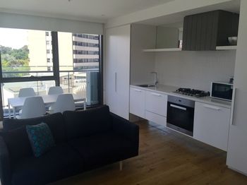Apartments Melbourne Domain - South Melbourne - Accommodation Sunshine Coast 5