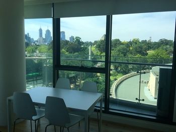 Apartments Melbourne Domain - South Melbourne - Accommodation Sunshine Coast 10
