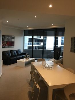 Apartments Melbourne Domain - Docklands - Accommodation Sunshine Coast 16