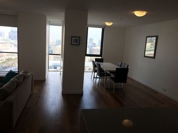 Apartments Melbourne Domain - Docklands - Accommodation Sunshine Coast 25