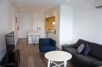 Apartments Melbourne Domain - Docklands - Accommodation Sunshine Coast 52