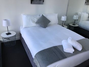 Apartments Melbourne Domain - Docklands - Accommodation Sunshine Coast 59