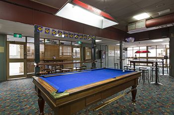 Brown Jug Inn Hotel - Accommodation Sunshine Coast 1