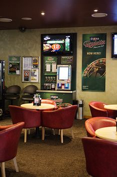 Brown Jug Inn Hotel - Accommodation Sunshine Coast 13