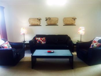 Australian Home Away @ East Doncaster George - Accommodation Sunshine Coast 1