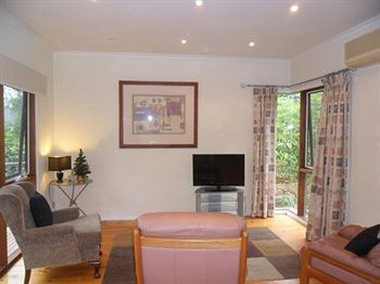 Australian Home Away @ Wonga Park Brushy Creek - Accommodation Sunshine Coast 7