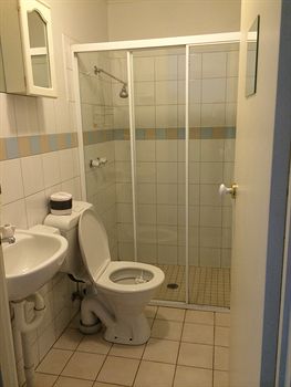 Box Hill Studios At Canterbury Gardens - Accommodation Sunshine Coast 2