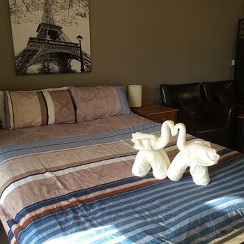 Box Hill Studios At Canterbury Gardens - Accommodation Sunshine Coast 13