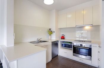 Albert Road Serviced Apartments - Accommodation Sunshine Coast 8